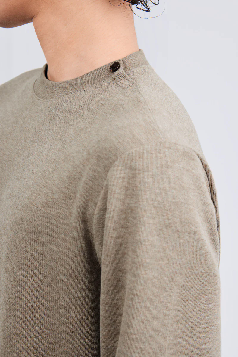 Merino-Blend French Rib Crew Neck Sweater | Khaki E7W025